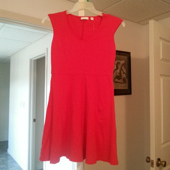 New York & Company Dresses & Skirts - New york & company Red dress with pockets.Like new